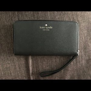 Kate Spade Cedar Street Wallet